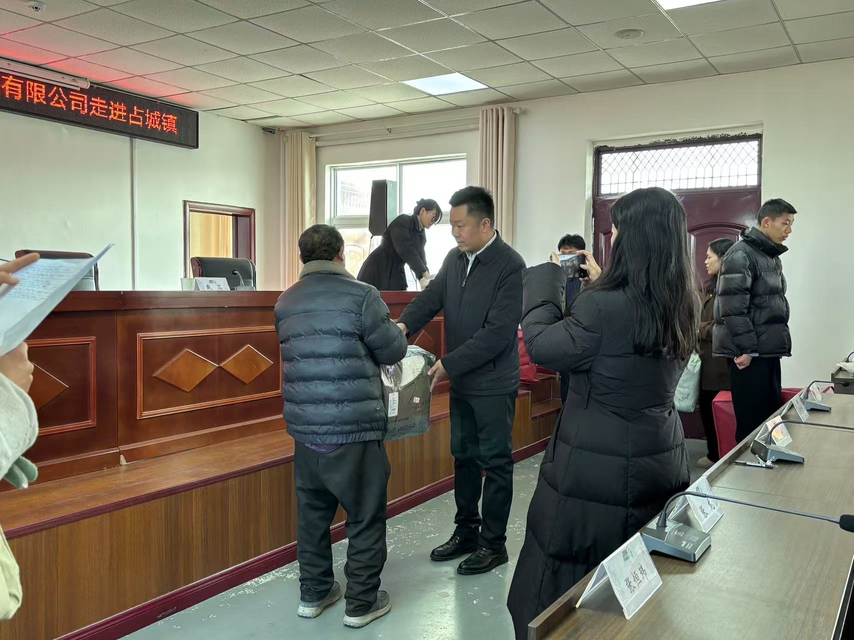 1737602655208383.jpg 1737602655208383.jpg